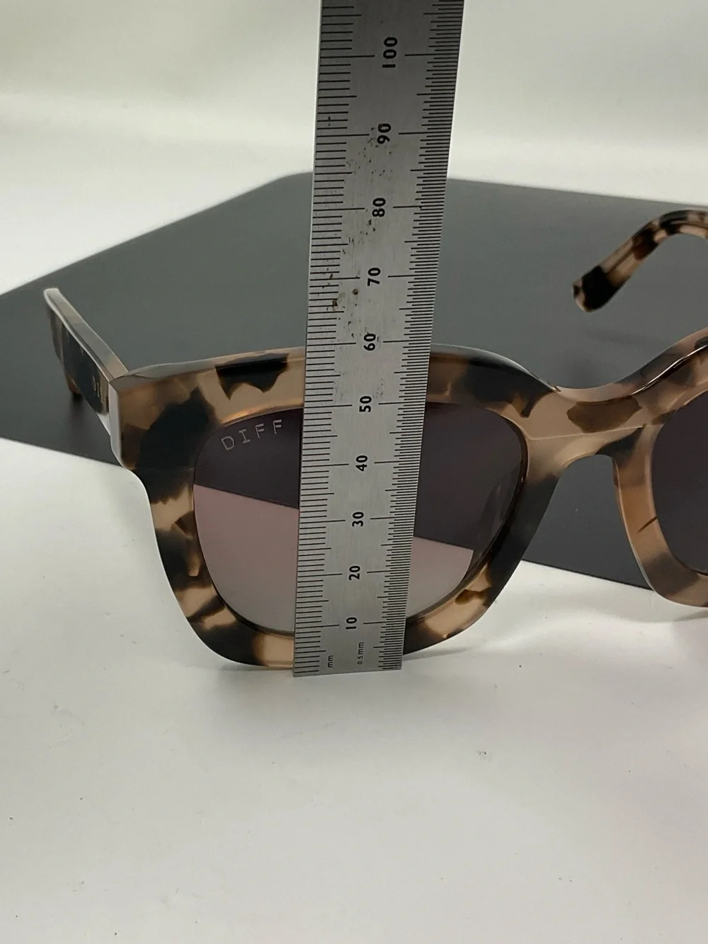 DIFF Women’s Carson polarized Sunglasses